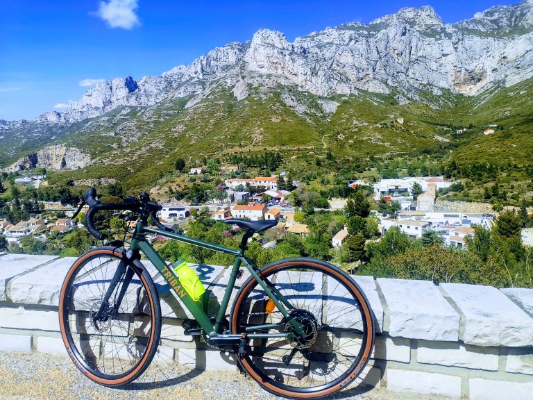 Gravel Vélo Femme Marseille
